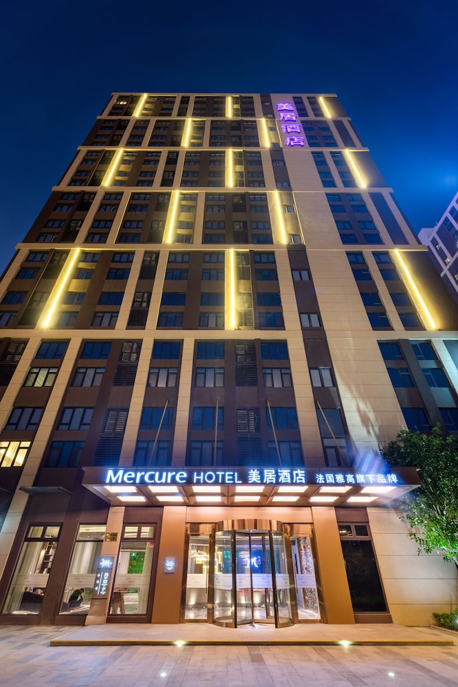 Mercure Shanghai Jiuting 2/46