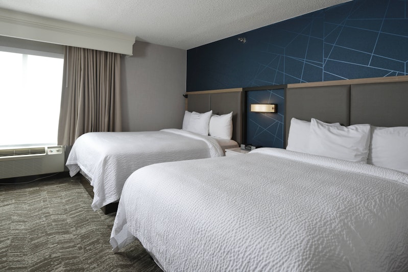 SpringHill Suites by Marriott Des Moines West 6/13
