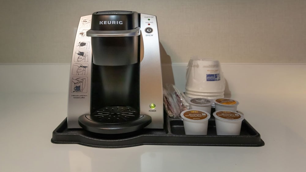 Holiday Inn Express Suites Marion 33/59