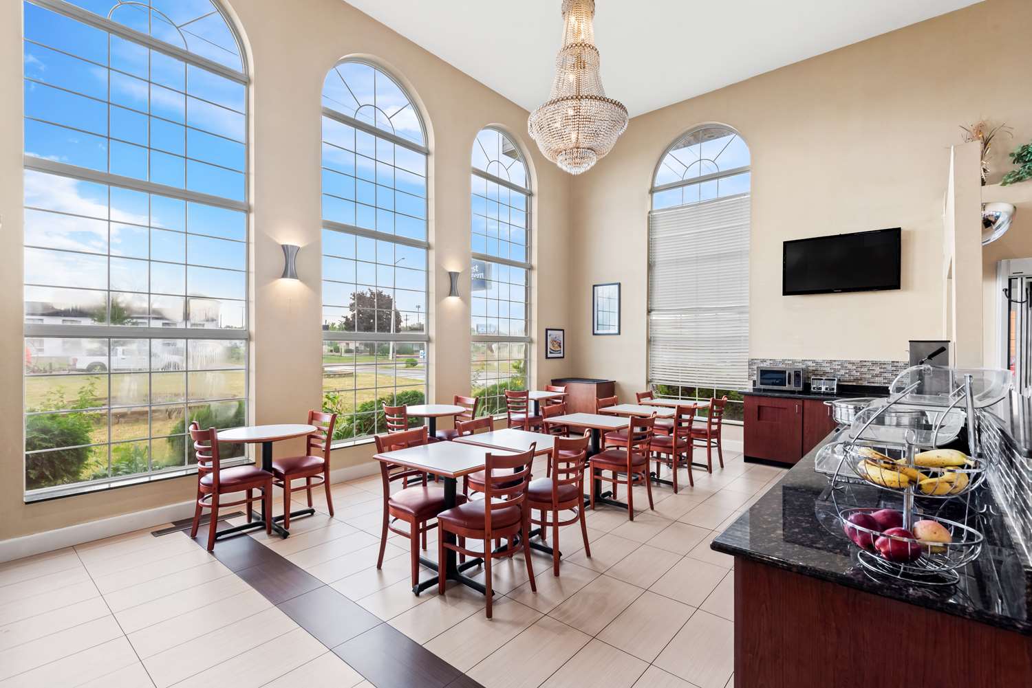 Best Western Airport Inn 26/39
