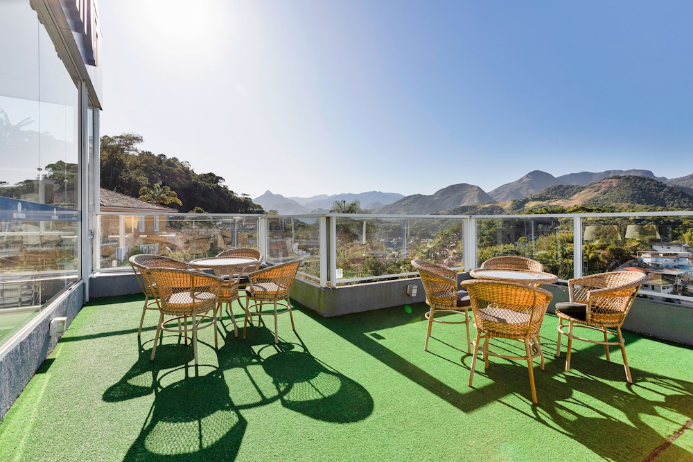 Petropolis Inn 31/50
