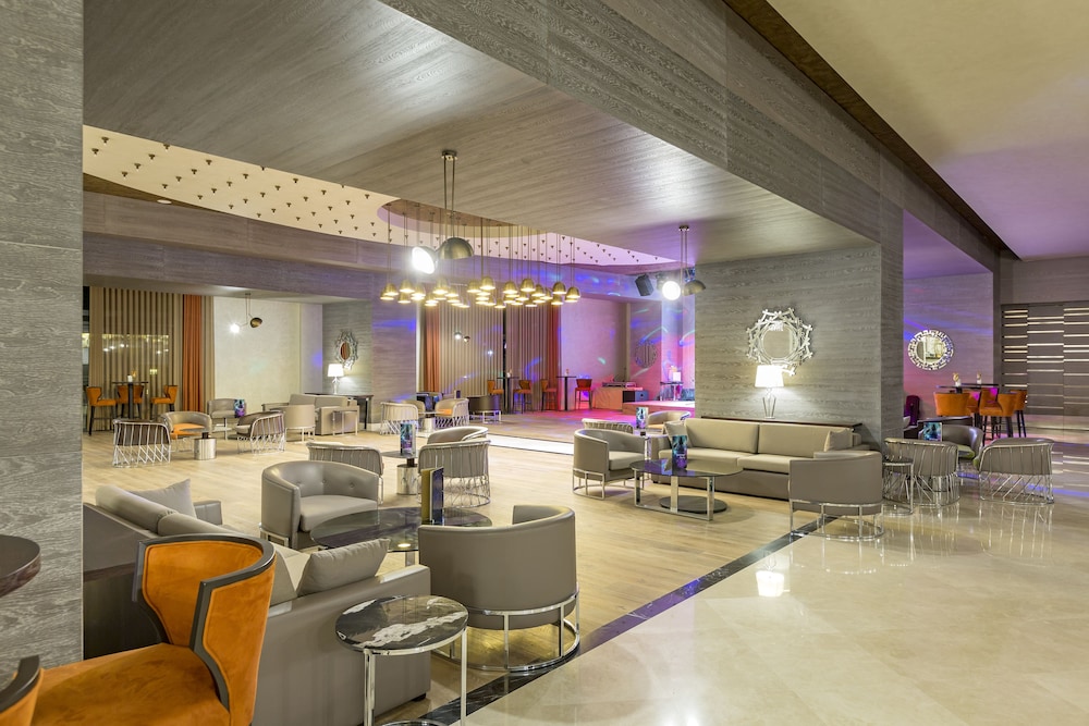 Royal Seginus Hotel 51/68