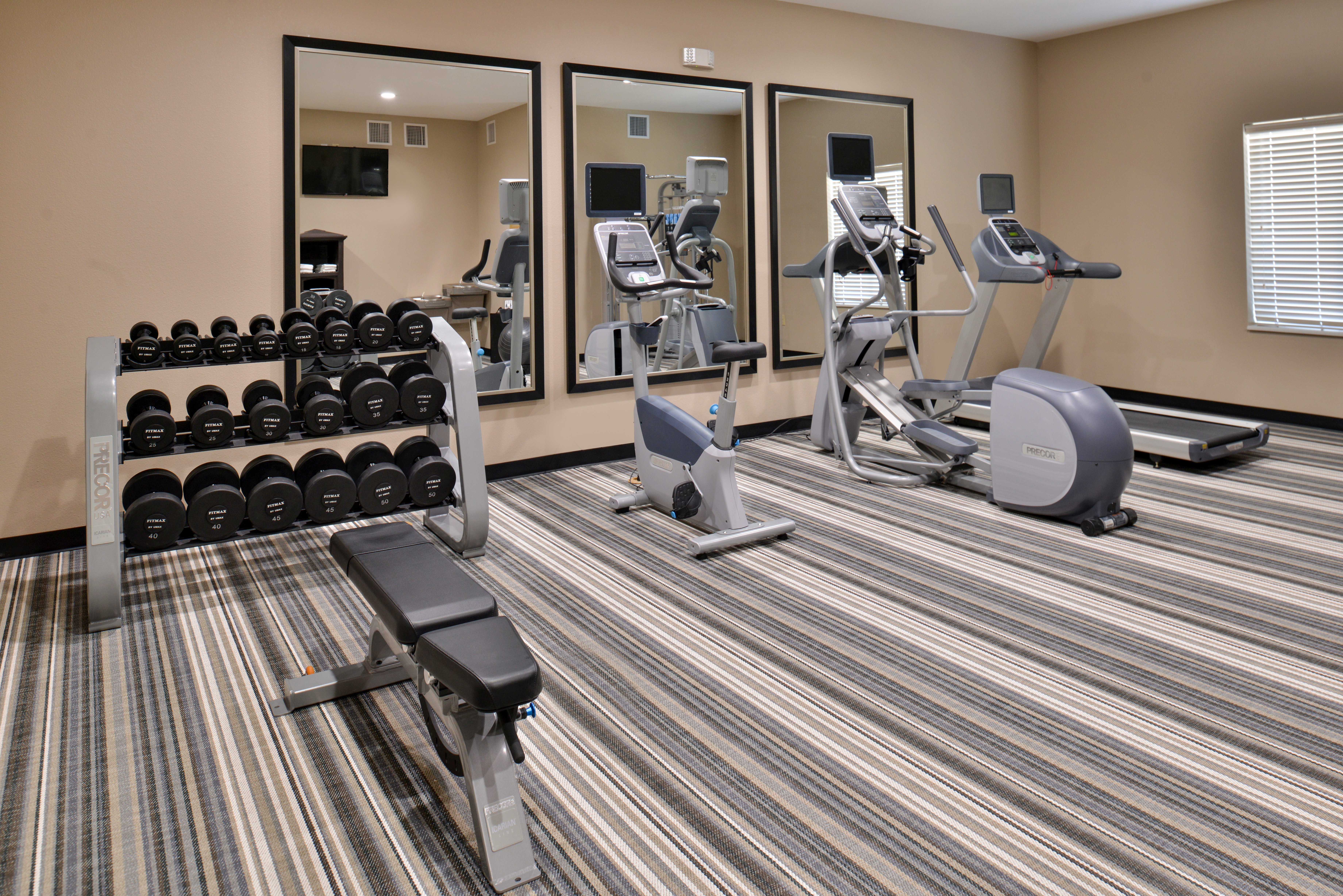 CANDLEWOOD SUITES KENEDY 14/40