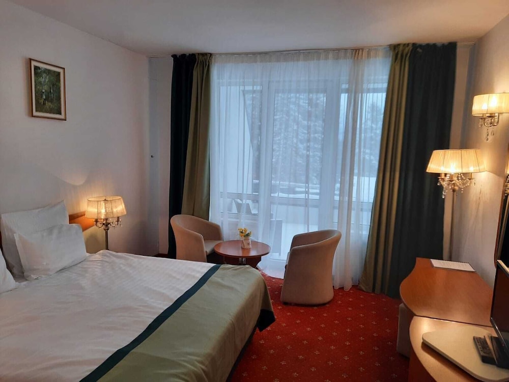 Atrium Panoramic Hotel & Spa 7/50