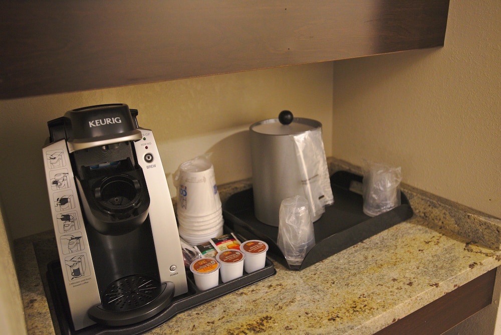 Holiday Inn Express Anderson-I-85 Exit 27-Hwy 81 13/34