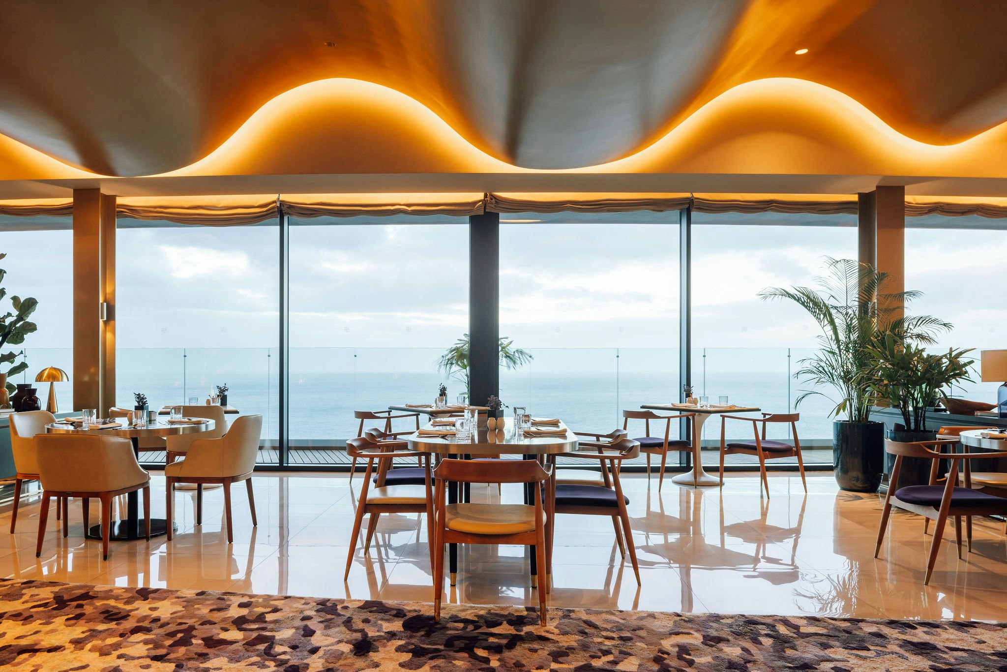The Reserve by Savoy Signature 48/65