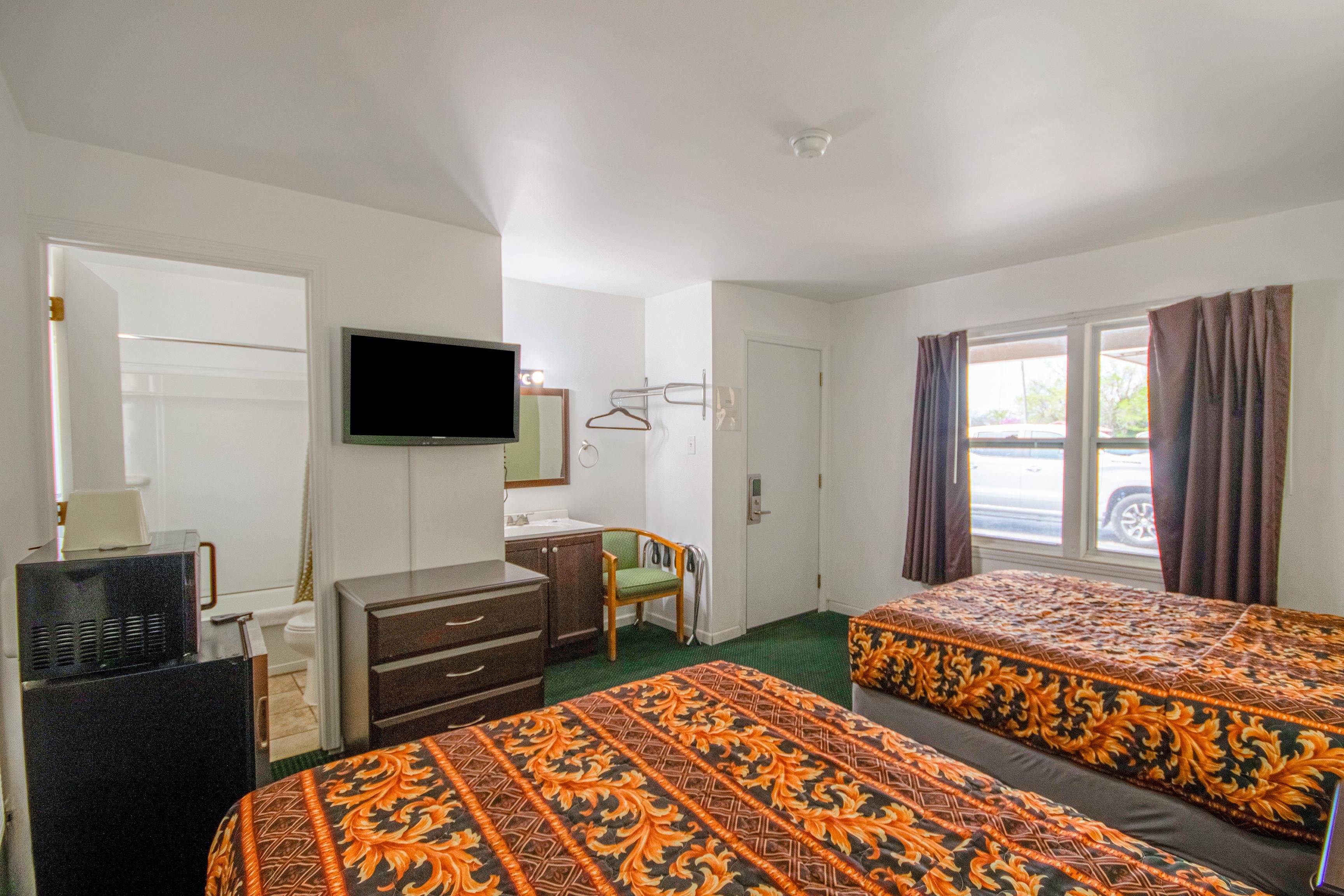 Travelier Motel 36/58