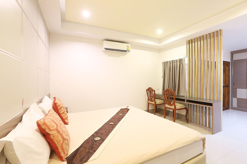 V Place Residence 15/50