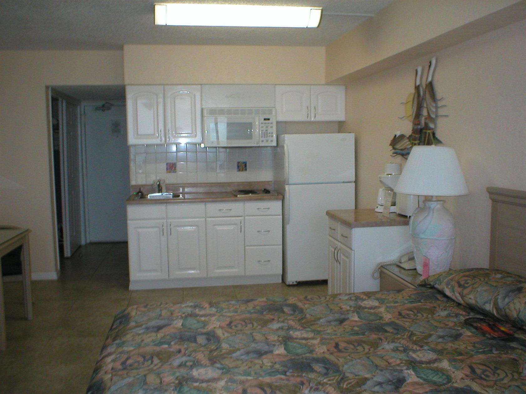 Island Inn Beach Resort 3/16