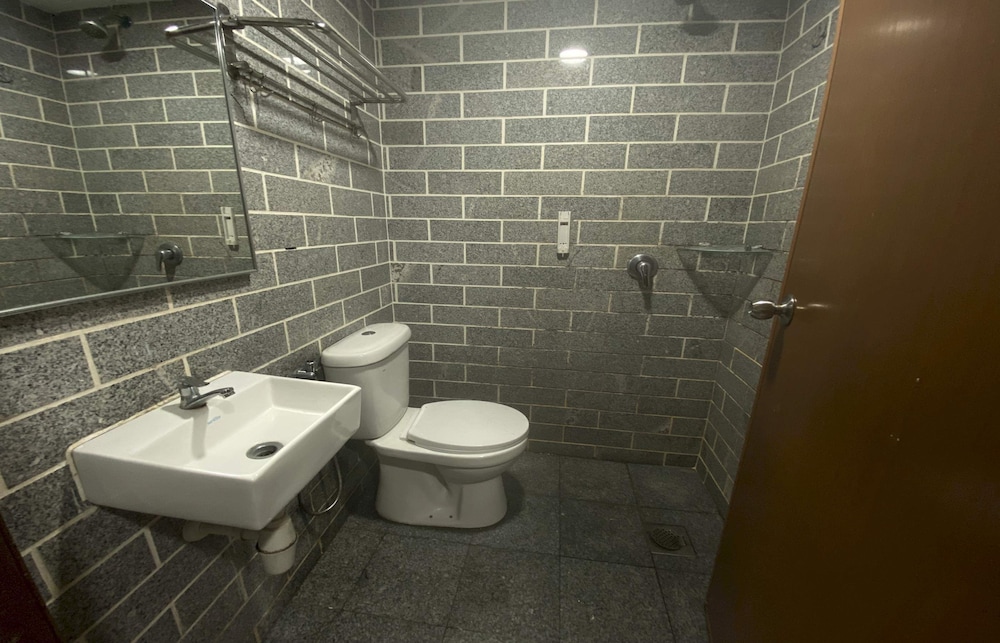 Hotel O Hotel Hamilas 53/60