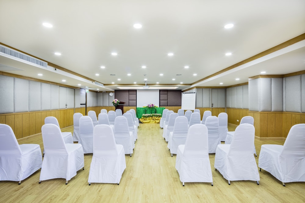 Livotel Hotel Hua Mak Bangkok 57/68