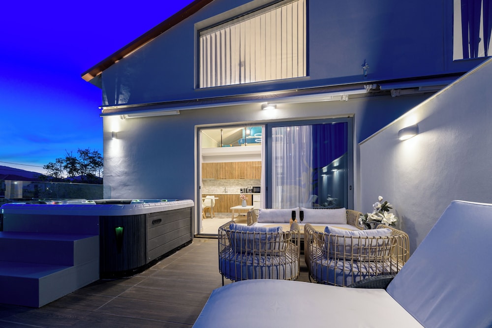 Pearl Luxury Living 23/38