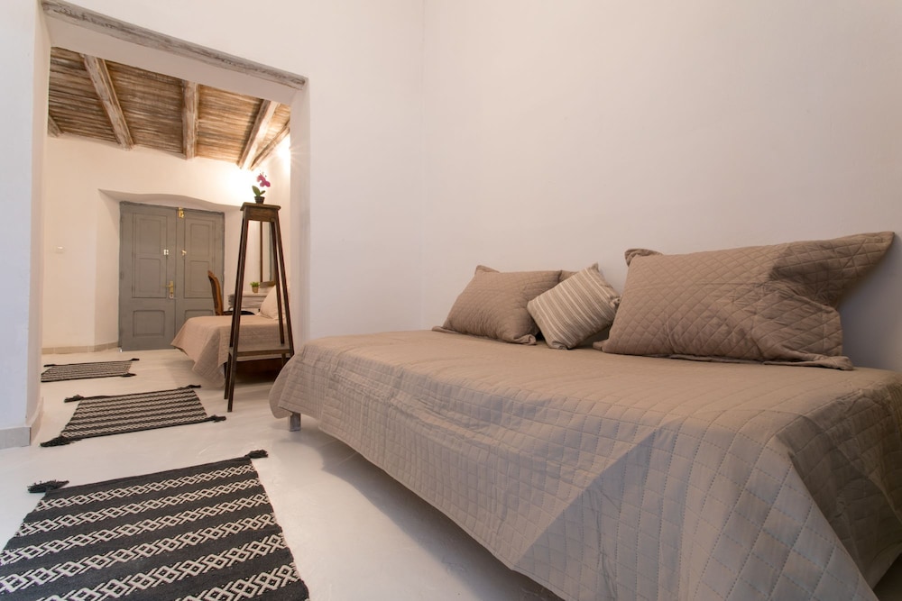 Mascot Boutique Hotel 20/50