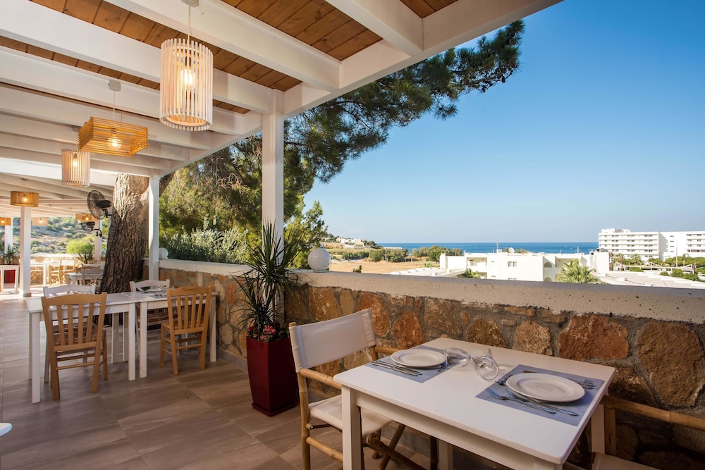 Lindos White Hotel & Suites 33/47