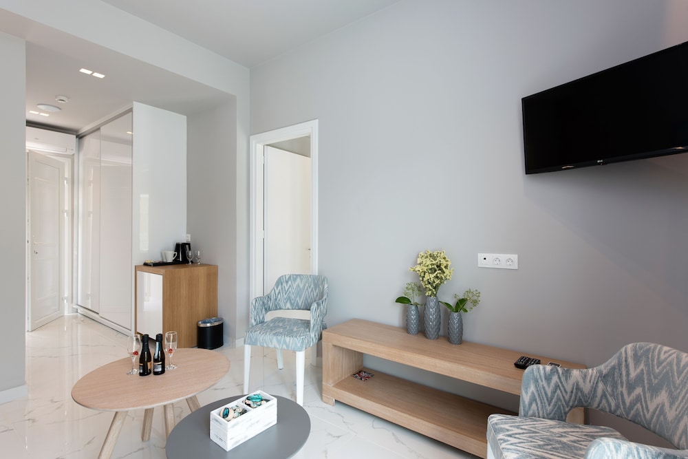Melina Bay Boutique Hotel 42/60