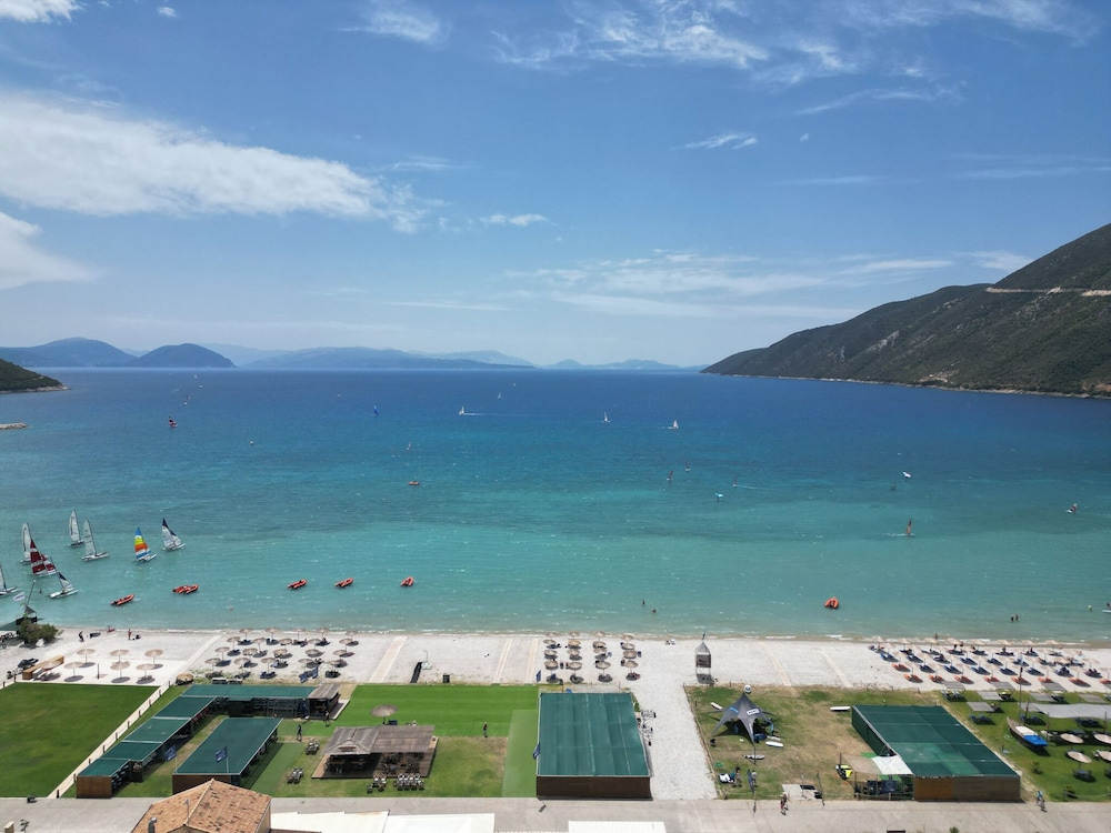 Elisso Hotel 43/50