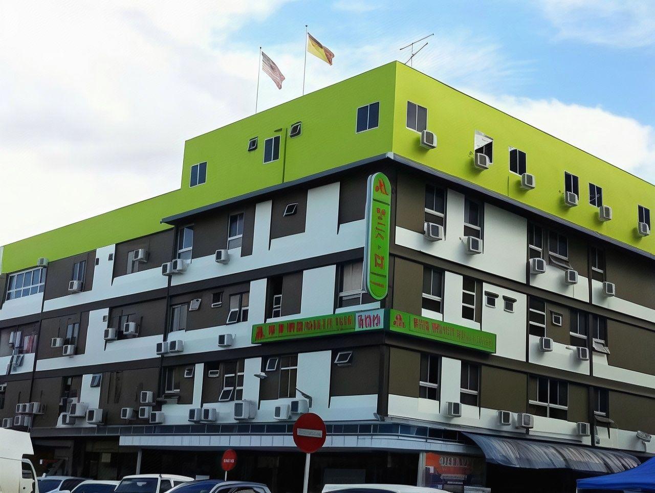Mega Inn 3/38
