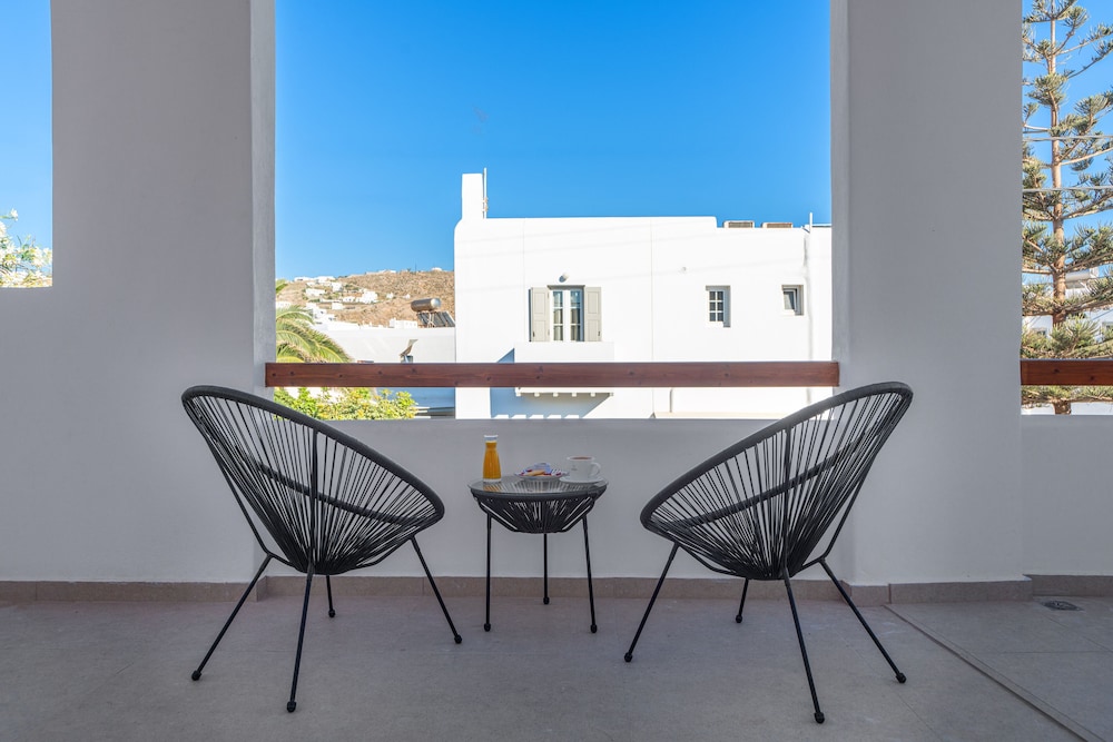 Omnia Mykonos Boutique Hotel & Suites 72/76