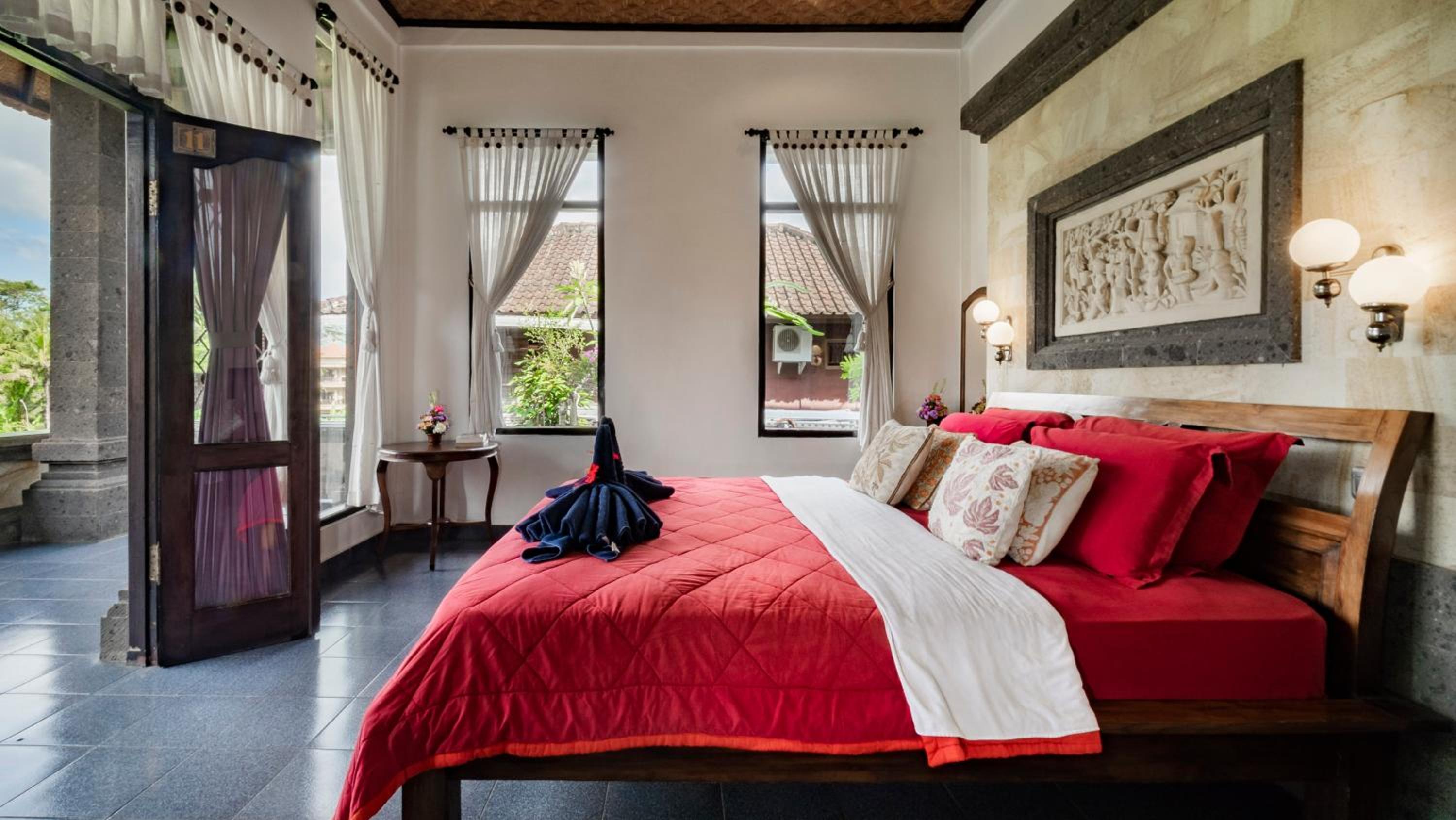 Superior, King Bed