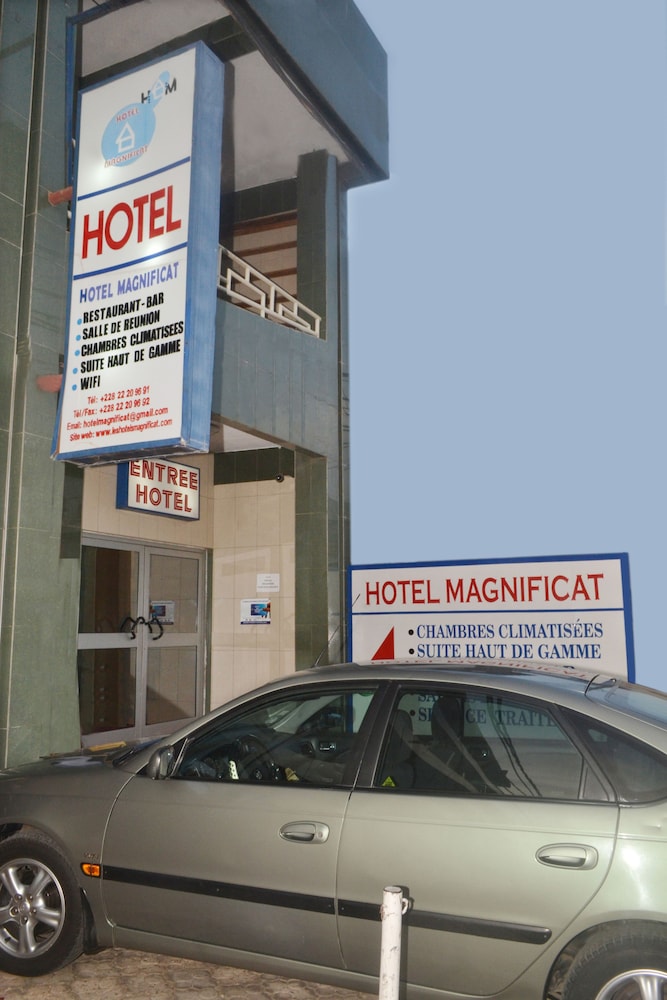 Hotel Magnificat 2/28