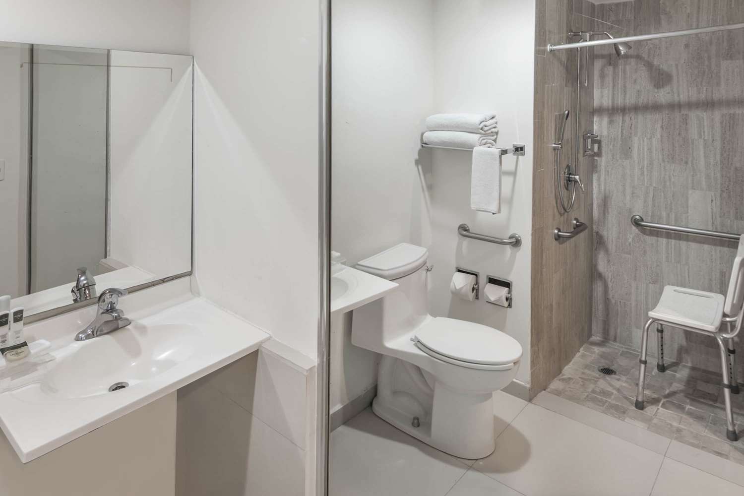 Wyndham Executivo Culiacan 57/60