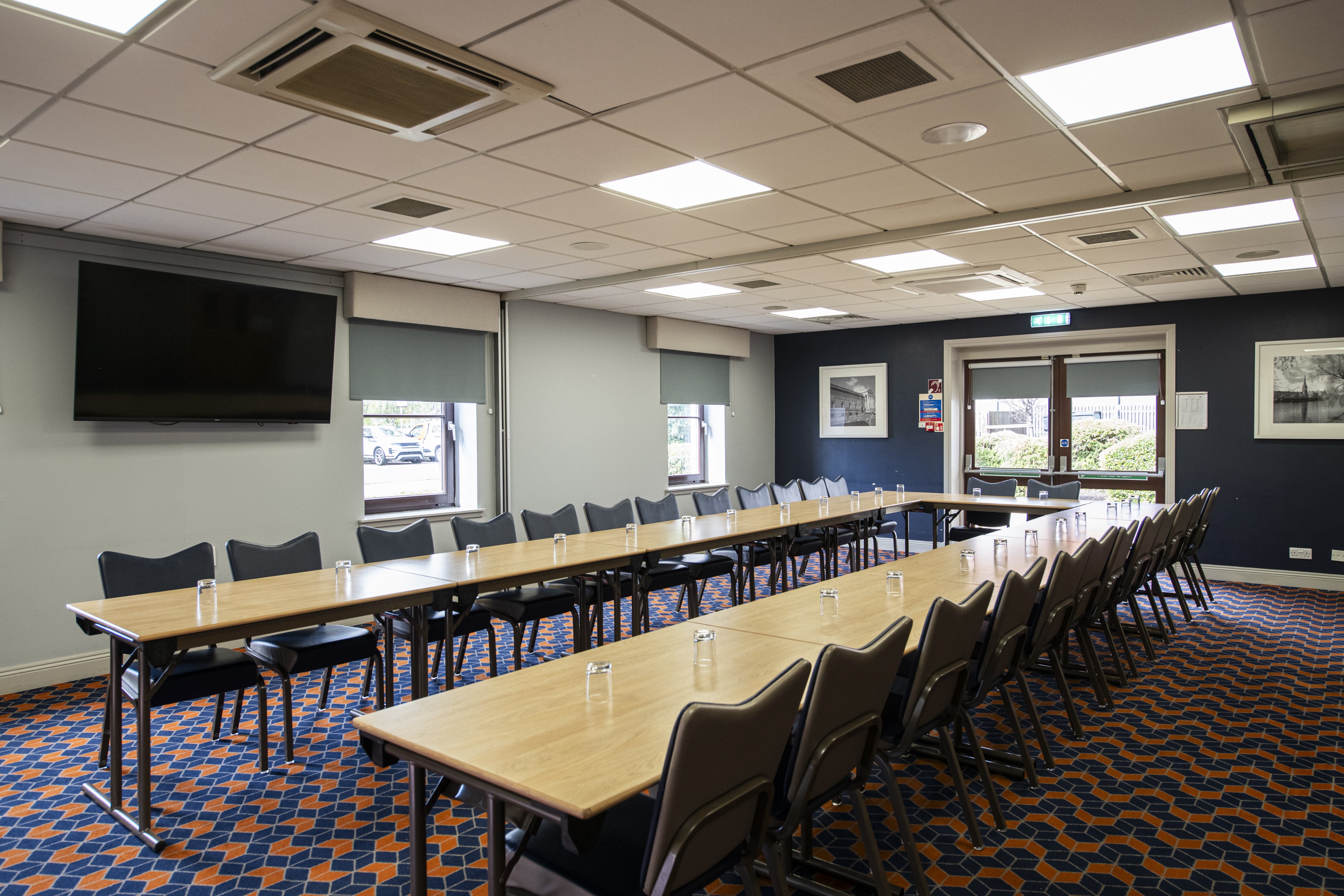 Holiday Inn Express Perth 60/72
