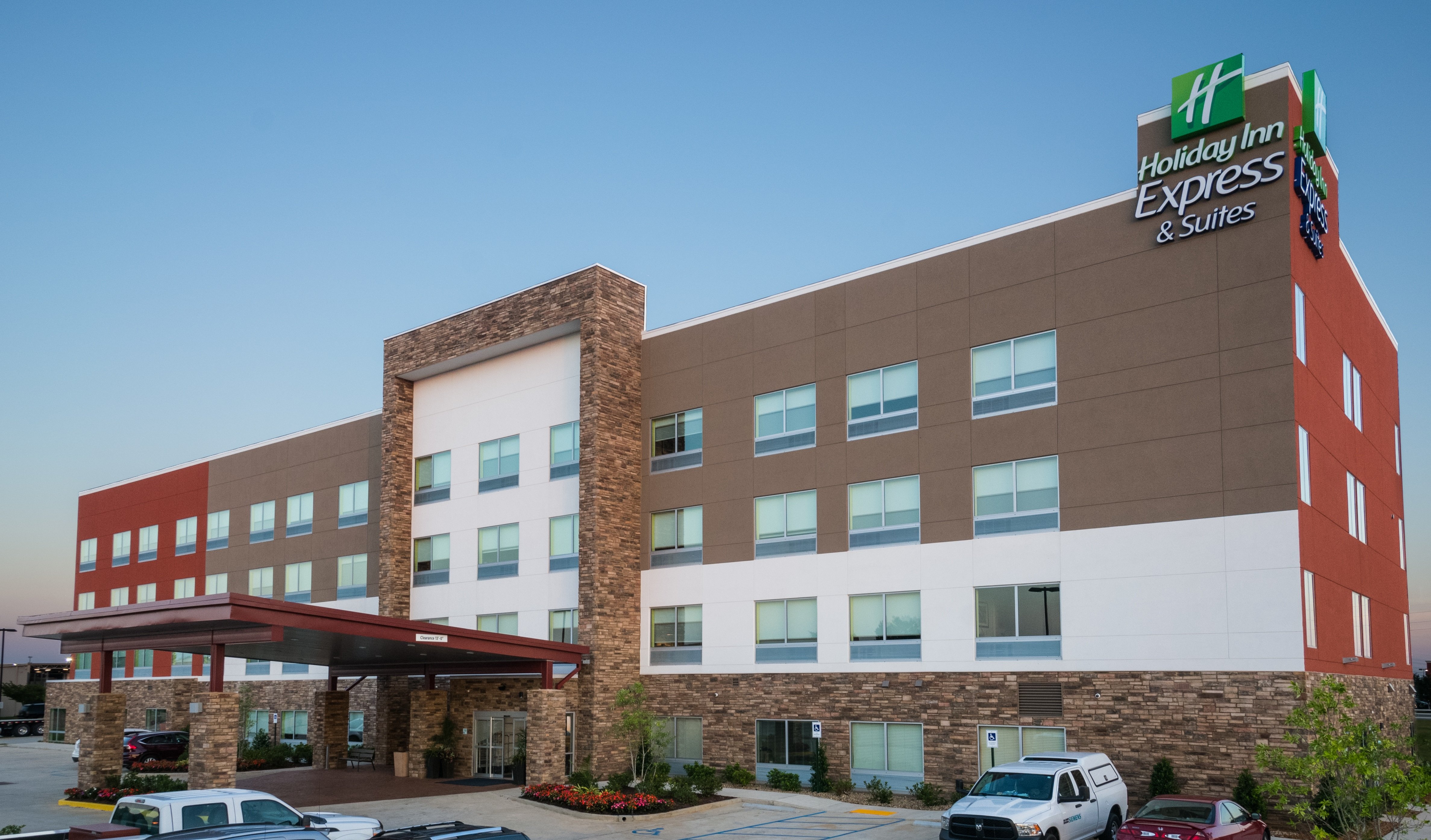 Holiday Inn Express & Suites Southaven Central - Memphis 2/53