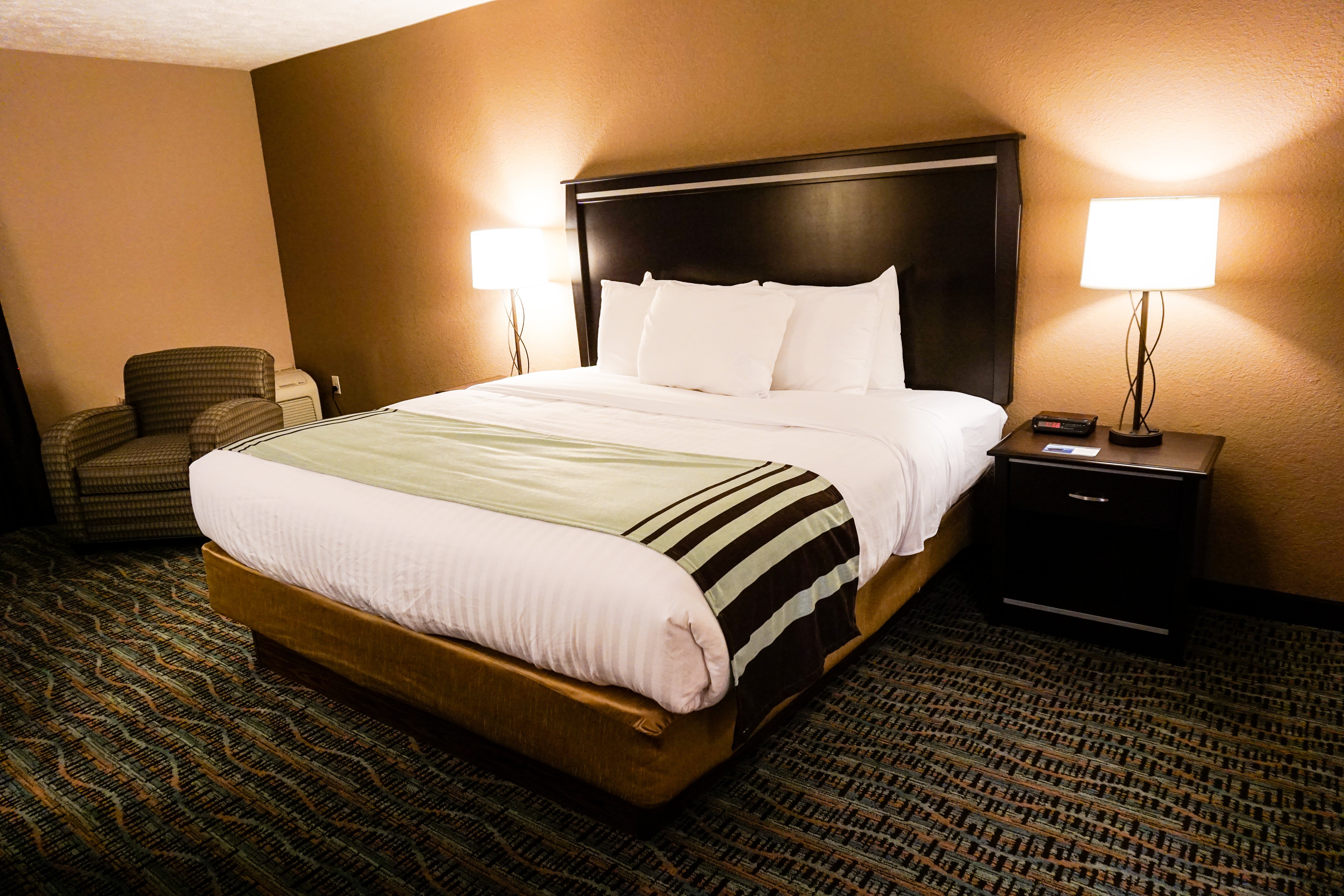 Boarders Inn and Suites by Cobblestone Hotels - Grand Island 23/75