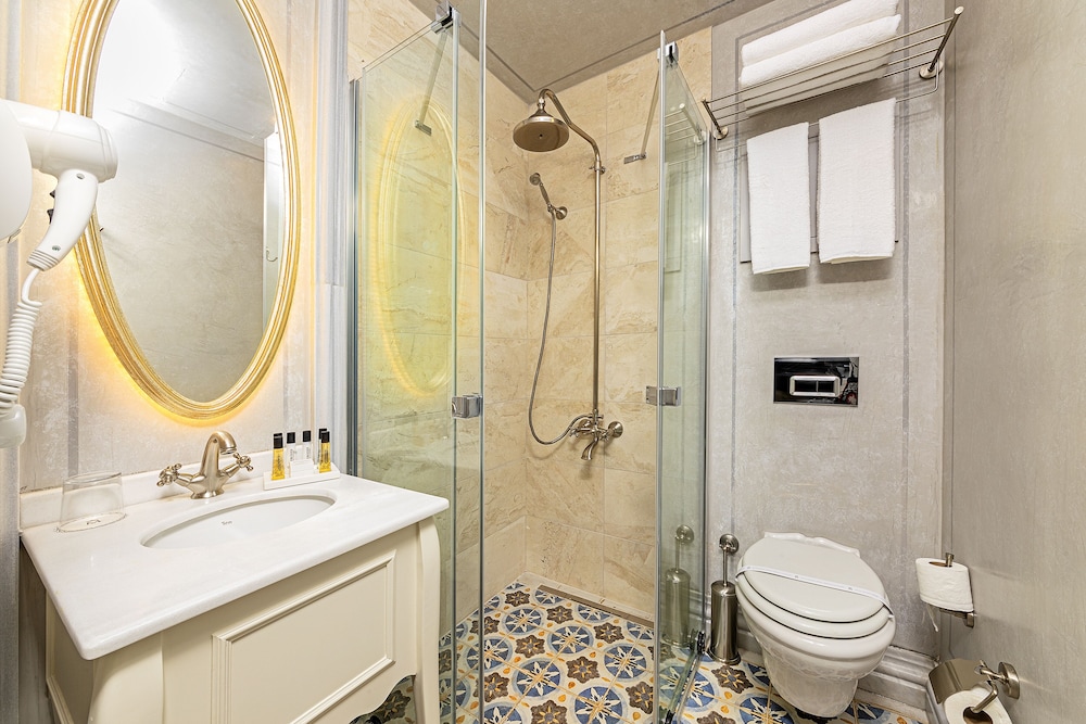 Panoramic, Suite, Murphy Bed, Queen Bed, Sea View، Meroddi Barnathan Hotel 7/8