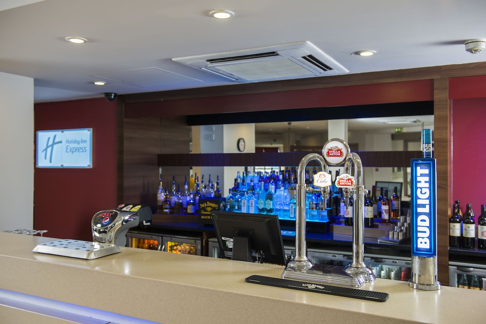 Express By Holiday Inn Birmingham Oldbury 37/61