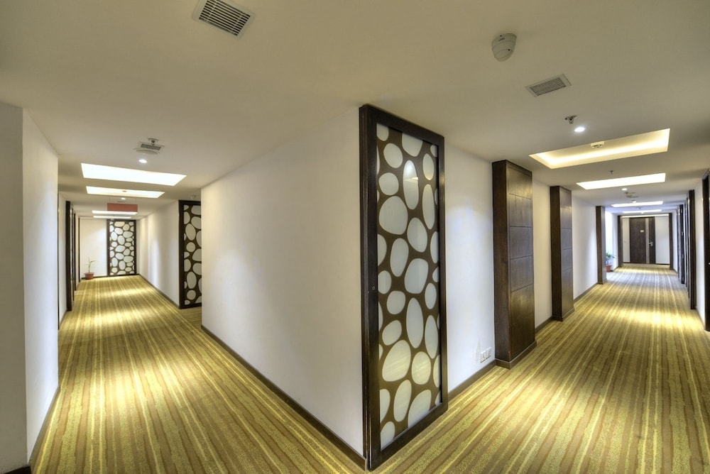 Hotel Delite Grand 6/15