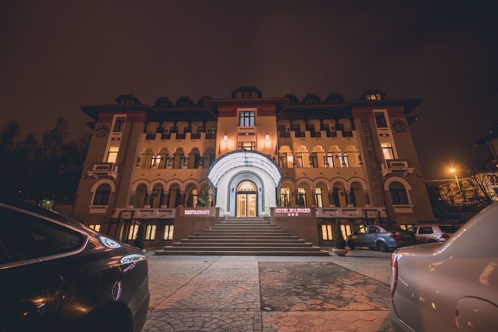 HOTEL BULEVARD PREDEAL 4/56