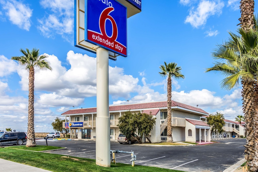 Studio6 Buttonwillow, CA 22/35