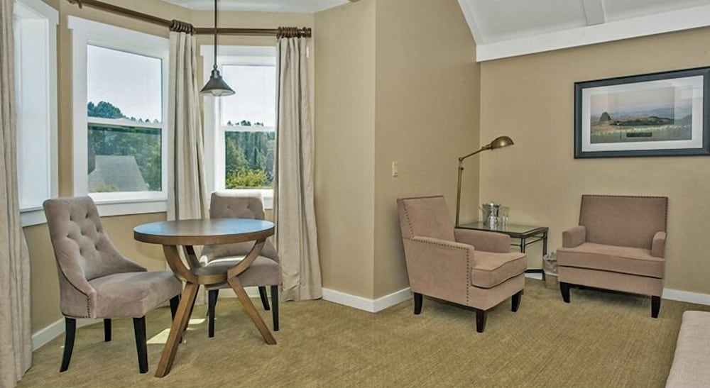 MacCallum House Inn 13/25