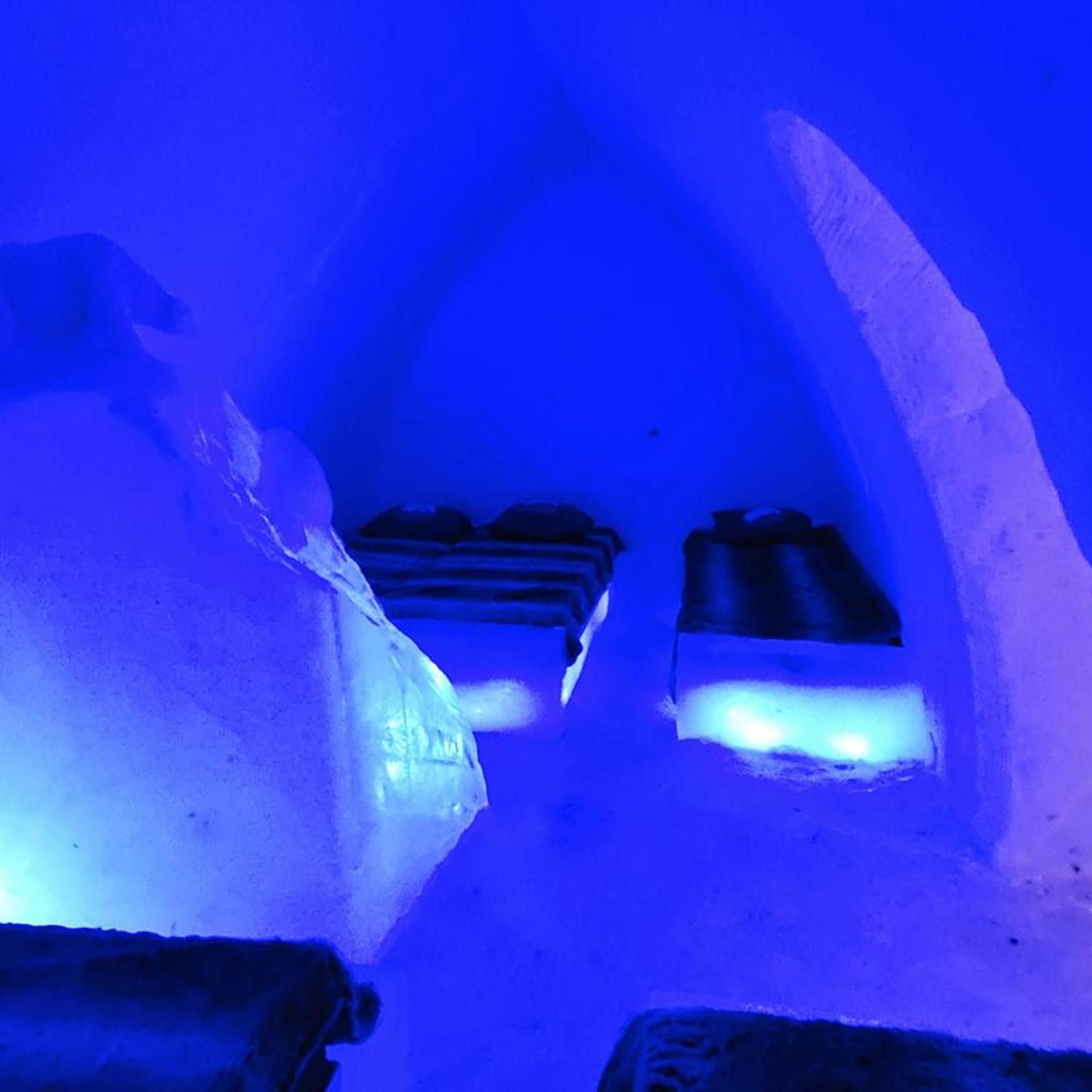 Arctic Snow Hotel And Glass Igloos 5/70