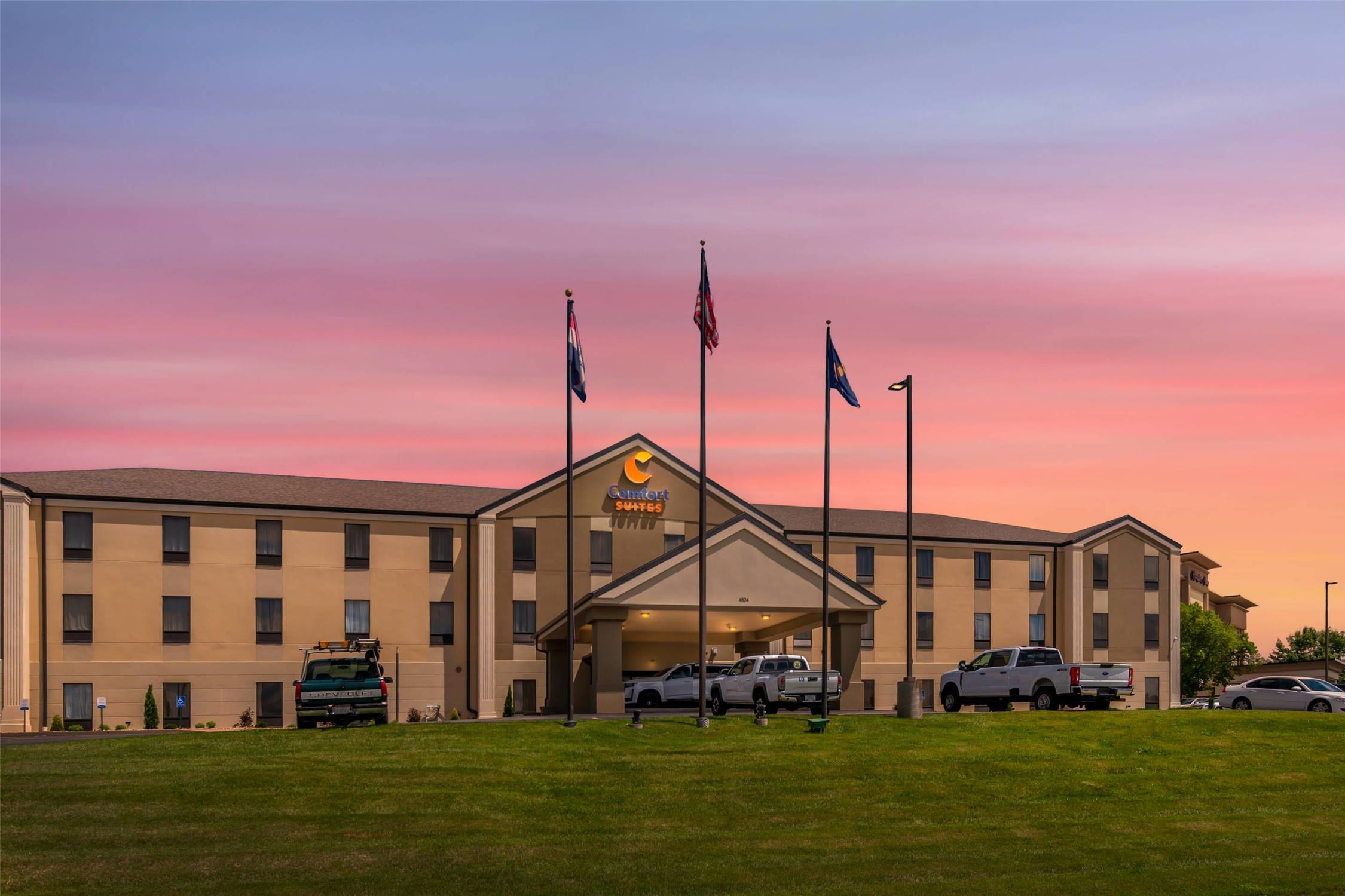 Comfort Suites Jefferson City, MO 18/19