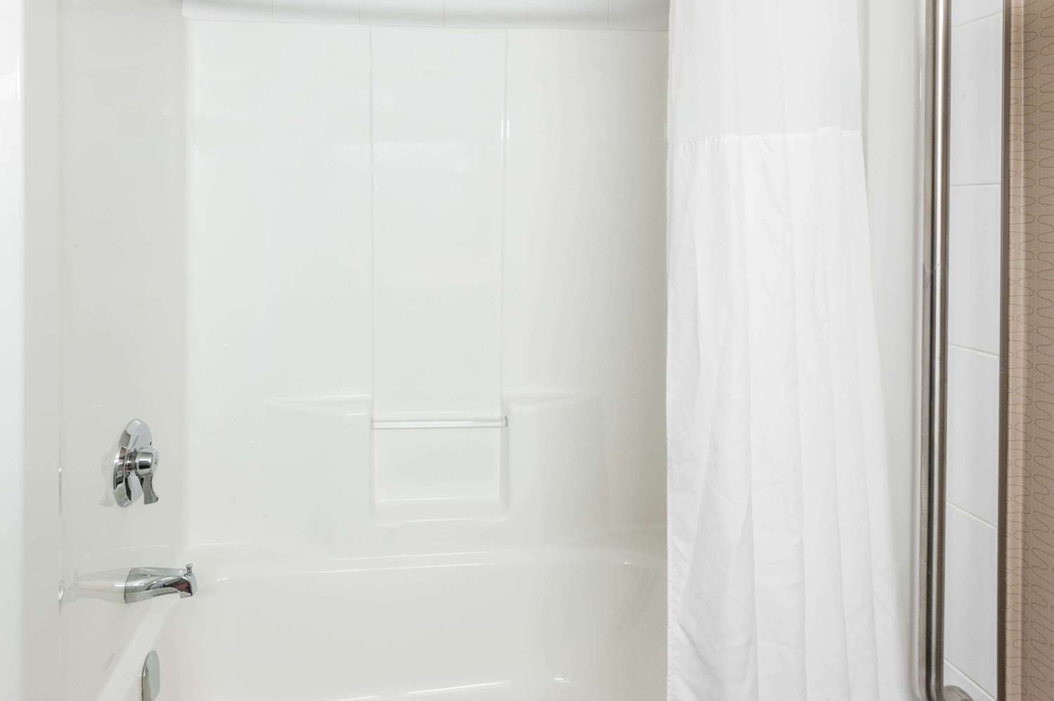 Ramada by Wyndham Moose Jaw 10/10