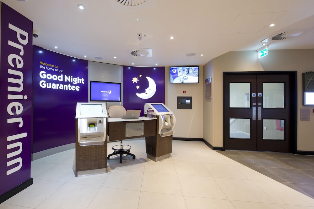 Premier Inn Exeter City Centre hotel 6/40