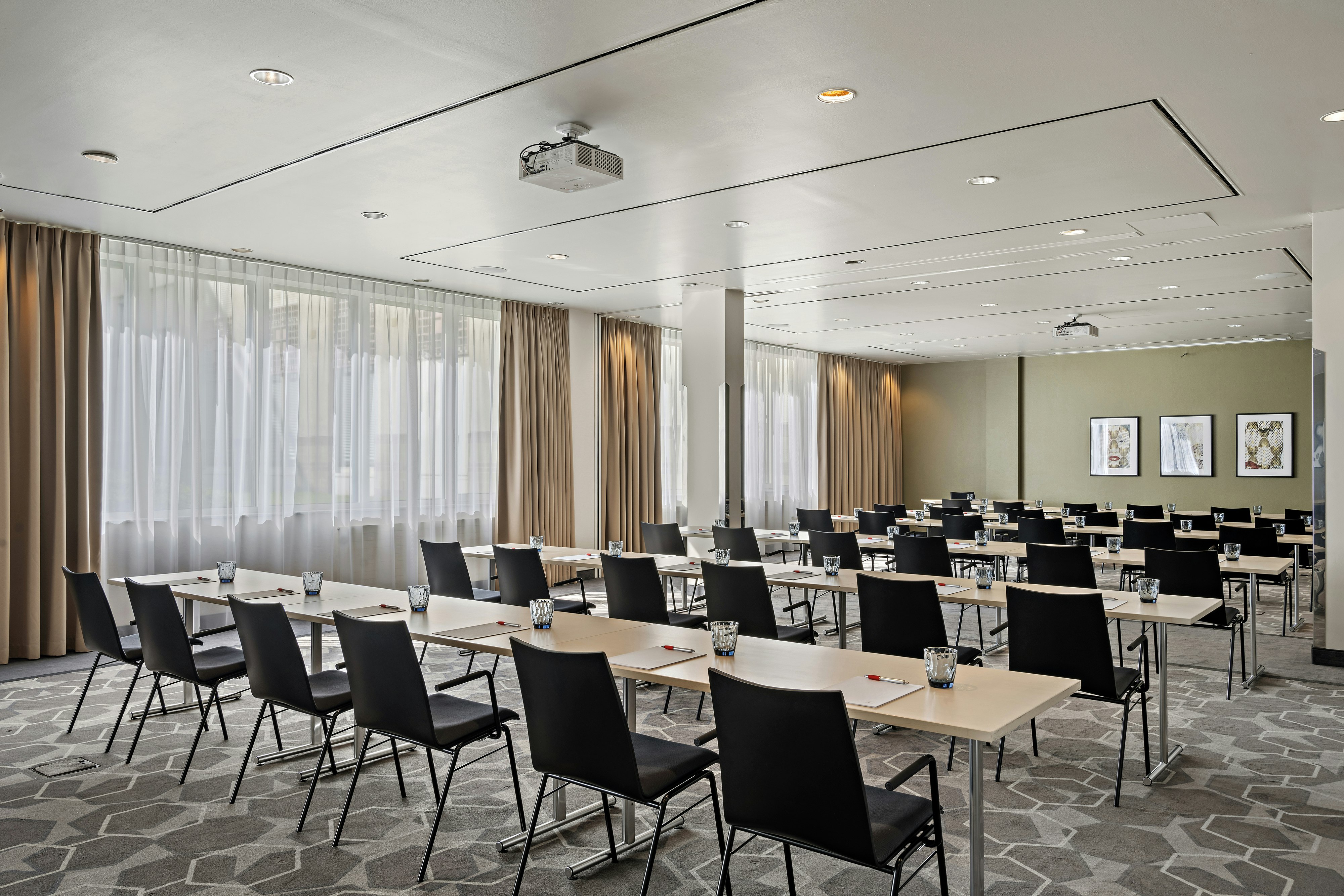 Leonardo Hotel Mainz 76/83