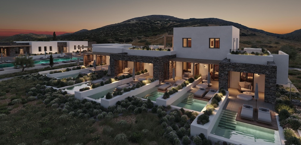 Parian Chronicle Hotel Paros 42/50