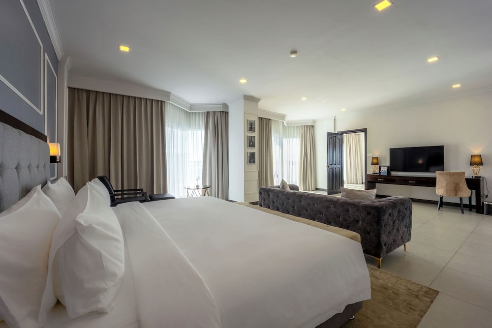 Queenco Casino And Hotel 21/71