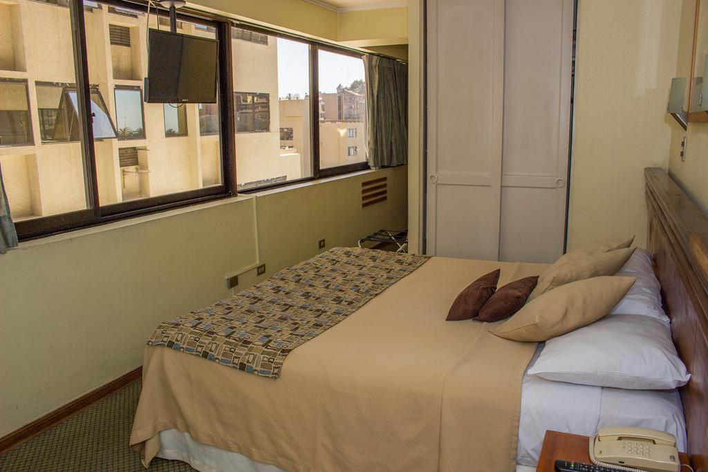 Room, Double Bed, City View