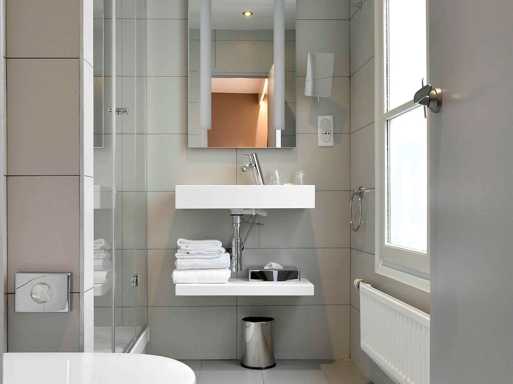 Mercure Boulevard Magenta 12/59