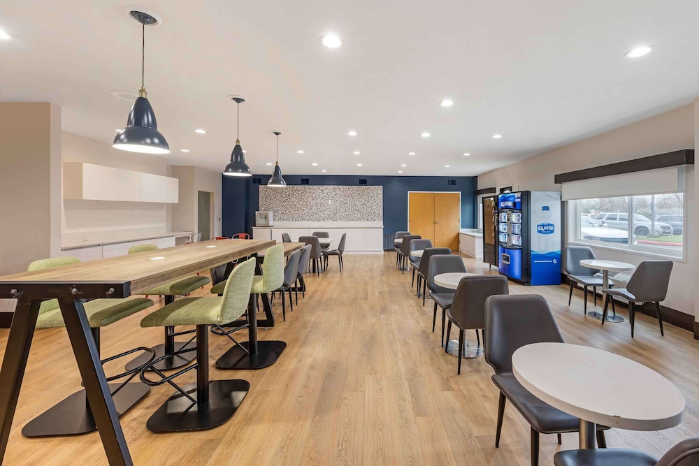 Extended Stay America Premier Suites - Portland - North 36/50