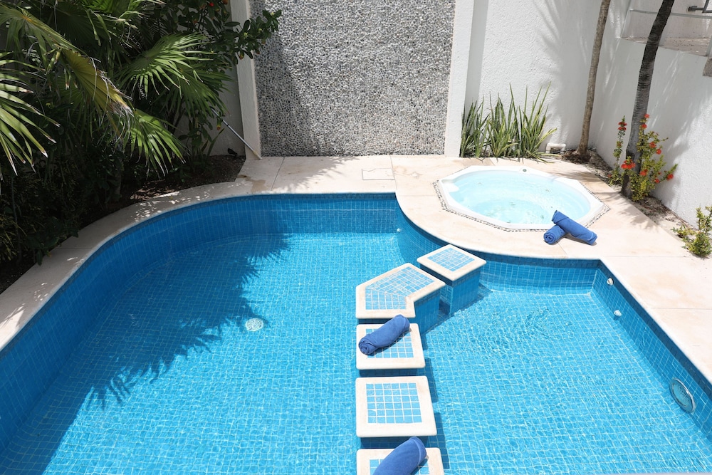 Luciana Hotel & Beach Club by Kavia 53/76