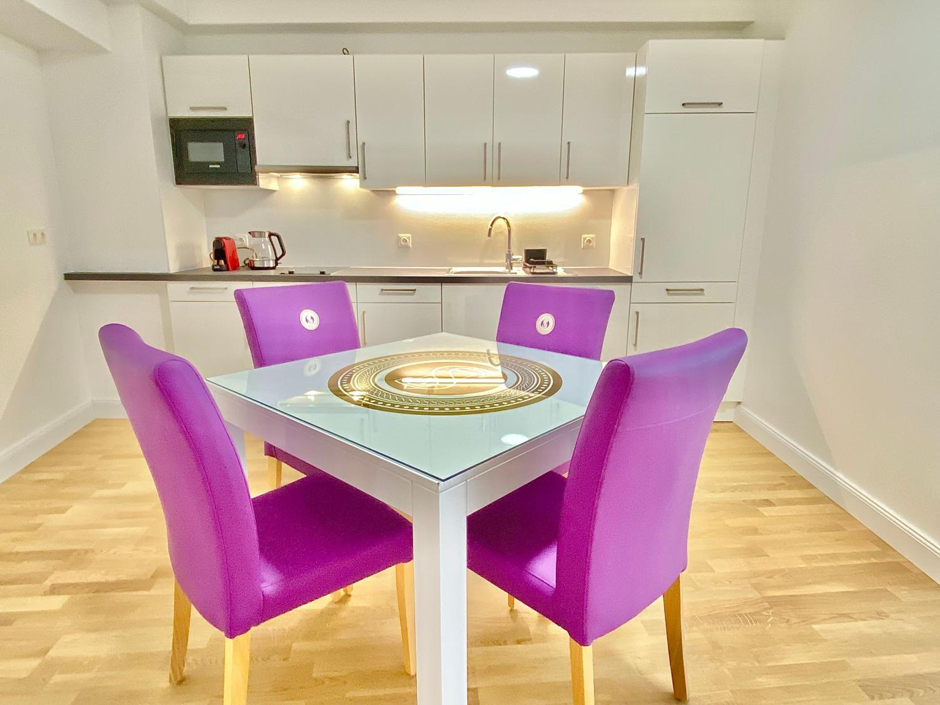 Steiner Residences Modling 7/12