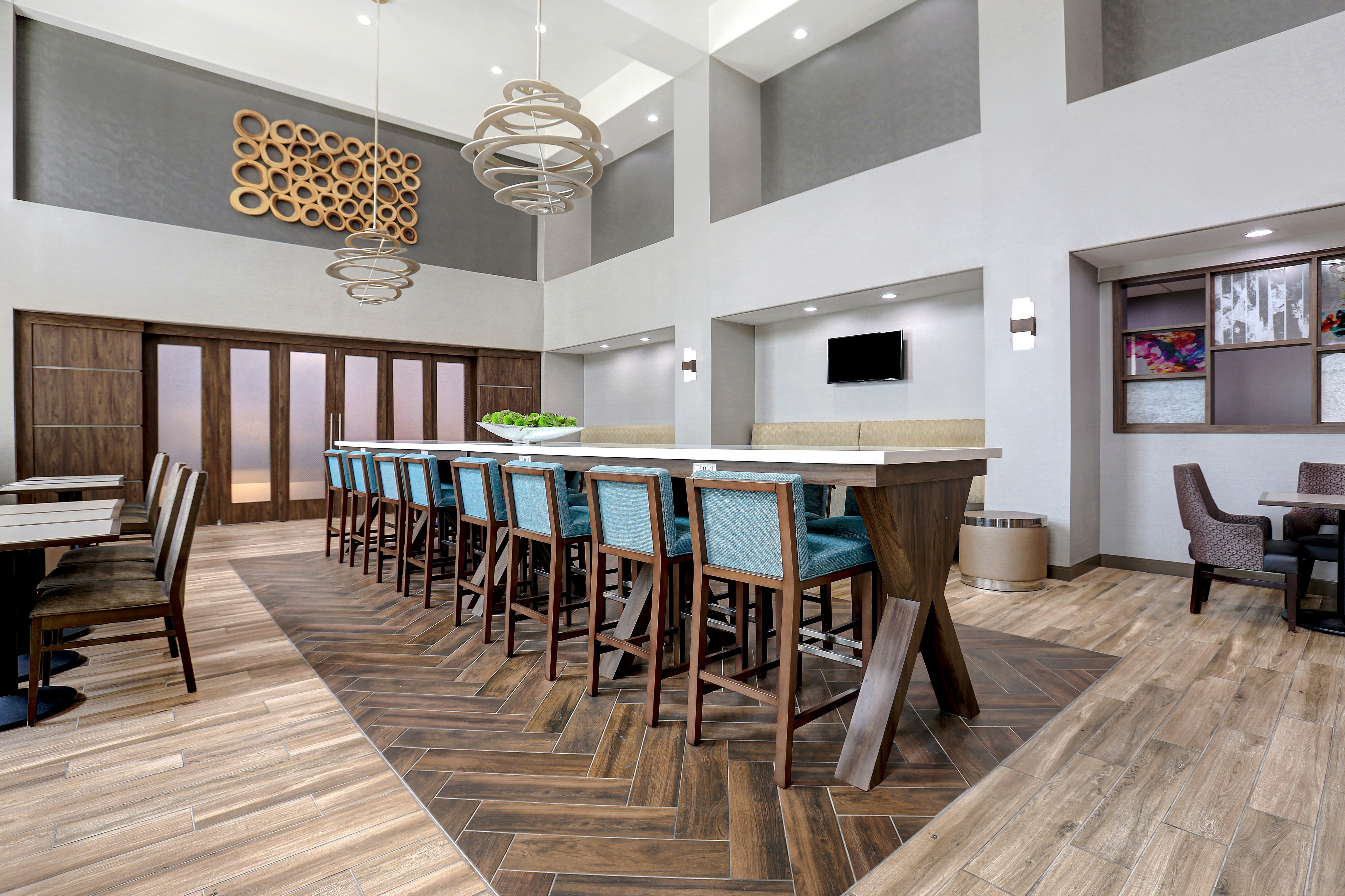 Hampton Inn and Suites Dallas-Desoto 51/57