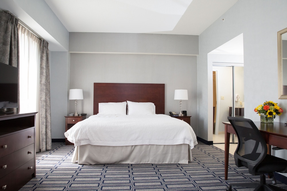 Hampton Inn & Suites Providence Downtown 4/50