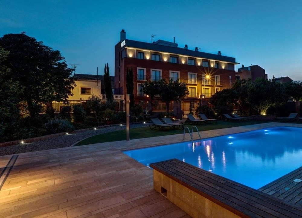 Hotel Sant Jordi 5/50