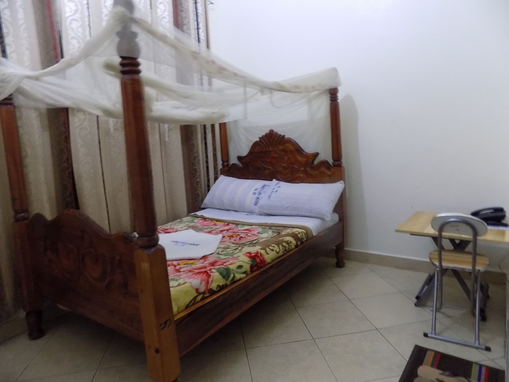 Japs Motel Mbarara 8/22